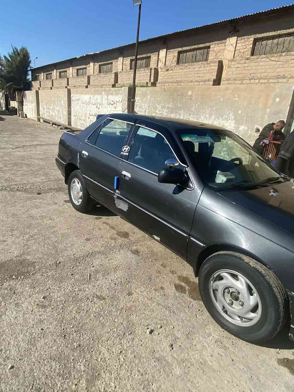 سلام عليكم الانترا اللبيع موديل 94رقم بغداد انكليزي ابسمنة صبغ حزام بدون اي ضربة فريم ممات بلاديات بدون قطرت لحيم تبريد شغال وتدفئة نار تخم تاير جديد ويل كب بلادي السعر 36 وبي مجال ***********
