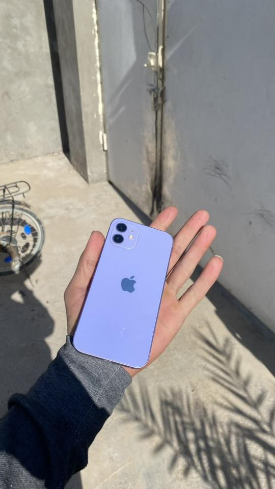 سلام عليكم 12 
عادي الجهاز شرق اوسط 
  
بطارية 85 مابدل اي قطعة 

جهاز على وضع الوكالة اريد مروس 12 برو ماكس ابدل شاشة عادي او 11 برو ماكس 
مكاني نجف رقمي ***********
