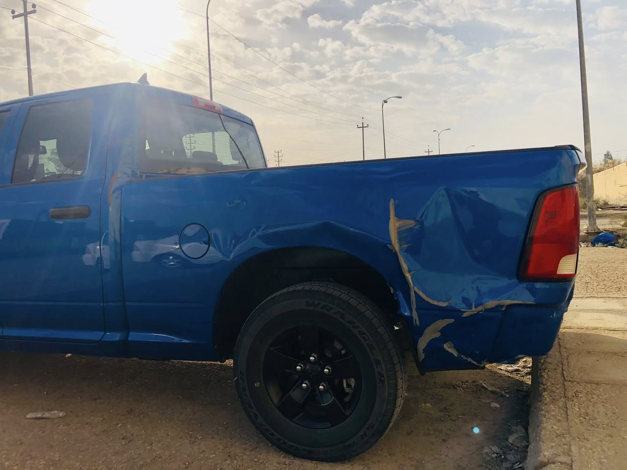 للبيع فقط 
رام كلاسك 1500
موديل 2023
المحرك 6 سلندر 3.6
باب قصير بدي طويل
 تو وويل 
صور الحادث من امريكا مرفقة بالمنشور
 فقط تم رفع البدي على حادثها البيع 
 بدون ايرباك 
ماشية 47 
مكان السيارة ذي قار مركز  الناصرية 
سيارة داخلة باسمي رقم فحص 
تترقم جميع المحافظات

السعر المطلوب 200  

للاستفسار اكثر اتصال على واتساب او اتصال خط 

ممتواجد لا على فيس ولا ماسنجر

 ***********
