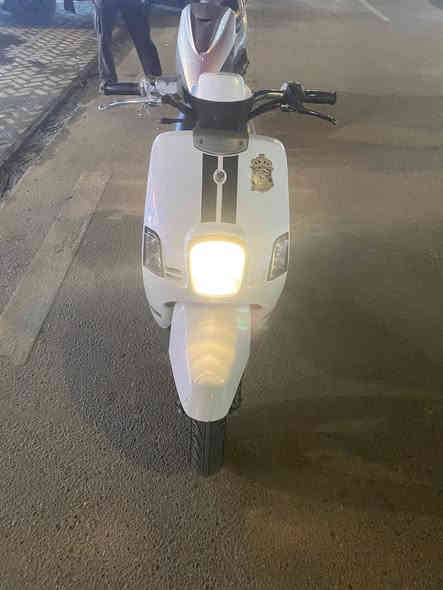 دراجه بالكارتون صار يومين مو شديناها مال تصفيه محل مكاني بغداد الشعب ***********
