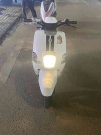 دراجه بالكارتون صار يومين مو شديناها مال تصفيه محل مكاني بغداد الشعب 0...