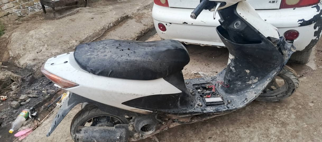 سلام عليكم ورحمة الله
دراجه إدرس 60نوزل على طفيتهه 
السعر 125وبيهه مجال


**إذا كنت صاحب هذا الإعلان وتريد حذفه لأي سبب، رجاءا أرسل رسالة إلى الدعم الفني**