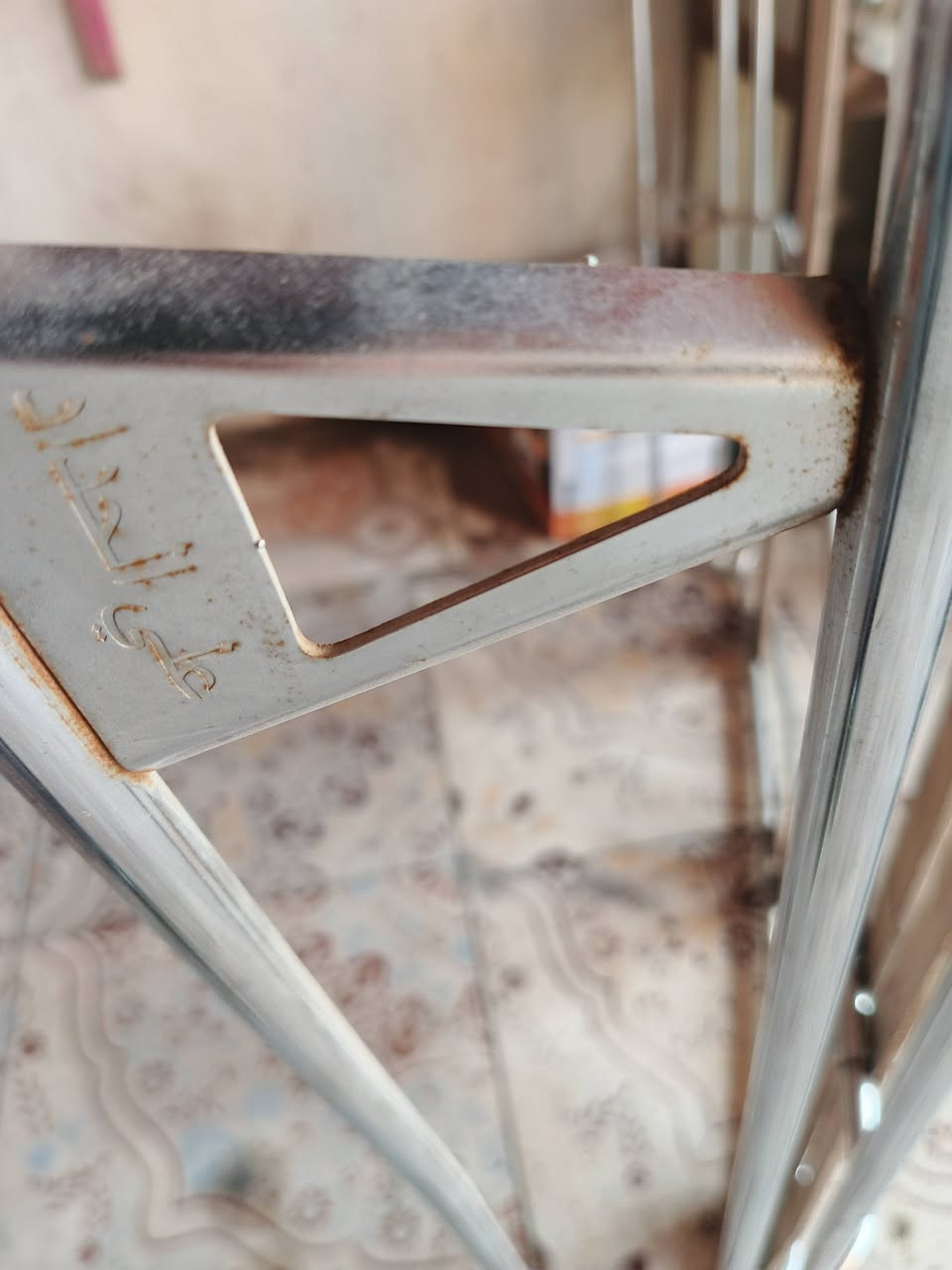 سلام عليكم سيبايه للبيع
*********** اصليه
