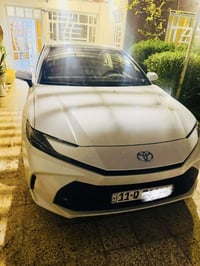 كامري 2025 ياباني اصلي ام الضمان وكاله عبداللطيف هايبرد Eبلاس فول مواص...