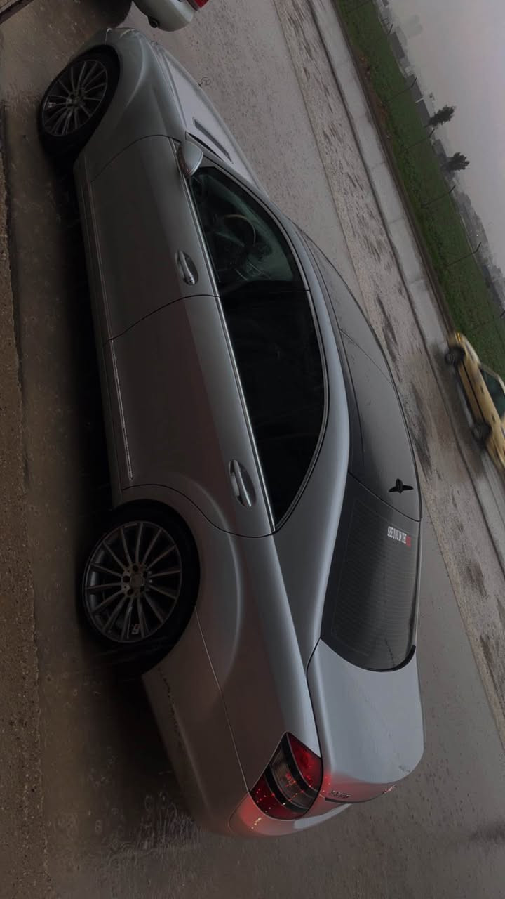 MERCEDES BENZ S350 V6
‎مارسیدس ئیس کلاس ٣٥٠
‎مۆدیل 2008فوول فول مواسەفات   
‎سەیارەکە ساغه 
‎سڵایدە سەیارەکە 
‎سیدی بۆکس 
‎ئاوێنە ئەخەوێت
‎کوشن کارەبا 
‎کوشن ساردوو گەرم 
‎تەبرید مەزبووت 
‎٤تایەو ویل لۆک AMG
‎ سەیارەکە ساخە
‎ نموونەیە لە جوانی
‎   هەموو گیانی بە شەرت
‎کارەبایی گێڕ مەکینە 
سعری80 معامەلەیەکی کەم 
*********** السليمانية, العراق
