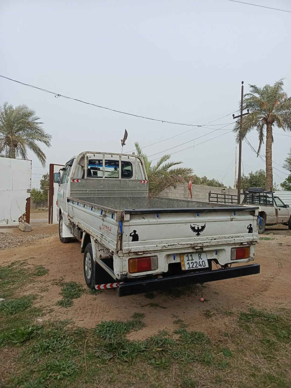 السلام عليكم  كيا بنكوو 95  رقم بغداد  انكليزي سياره  مكفواله محرك وشاصي ورقم شاصي بل دكمه وبل سنويه   مكفوول وكسن مكفول  السياره ماتحط عليه الف سعر 55 مكان بغدادابوو غريب  ***********
