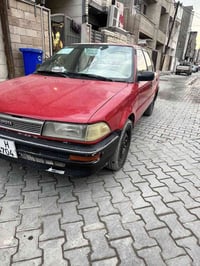 للبيع كورولا موديل 1990 رقم بغداد انكليزي  كير أوتوماتيك السعر 45بيهه ...