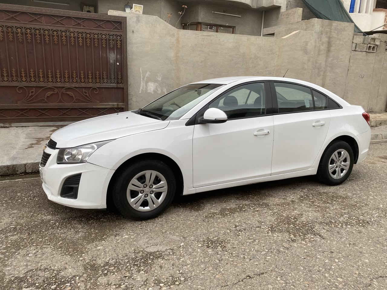 السلام عليكم
شوفرليت كروز

موديل ٢٠١٥

خليجي محرك ١٨ المرغوب

سياره كلللللش جديده و حلوه 

ماشه ١٣٠ الف كيلو 

سياره صدر امامي و خلفي جديد 

گير و محرك شرط كهربائيات شرط بدون اي عيب

رقم و سنويه جديد تحوي ثاني يوم

سياره يجي تحديد سرعه 

بلوتوث

سكان فوليوم

كير اوتماتيك وعادي 

مواصفات Ls

ضرر السياره ٣ قطع 

سياره بدون دواخل و بدون ارباك 

مكان السياره كركوك 

سعر ١٧٦ وبي مجال كلللش قليل 

***********
