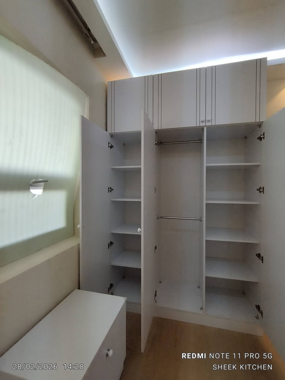 نقدم لكم غرفة نوم عدد 2
كنتور مع ملحق مع أسرة عدد ٣ حسب طلب الزبون❤️

تصميم تركي عريق  ورونق فاتن مع إضافة اللمسة الاحترافية التي نتميز بها 

صنعت بأجود انواع خشب الmdf 
ضهر الكنتور فايبر ٥ ملم 
سكك هيدروليك
نرمايد هيدروليك 
للاستفسار الاتصال:
***********

العنوان 
بغداد مجمع بسماية السكني الاستدارة الثانية مجاور مجمع حيدر الكهربائي للمواد الإنشائية
