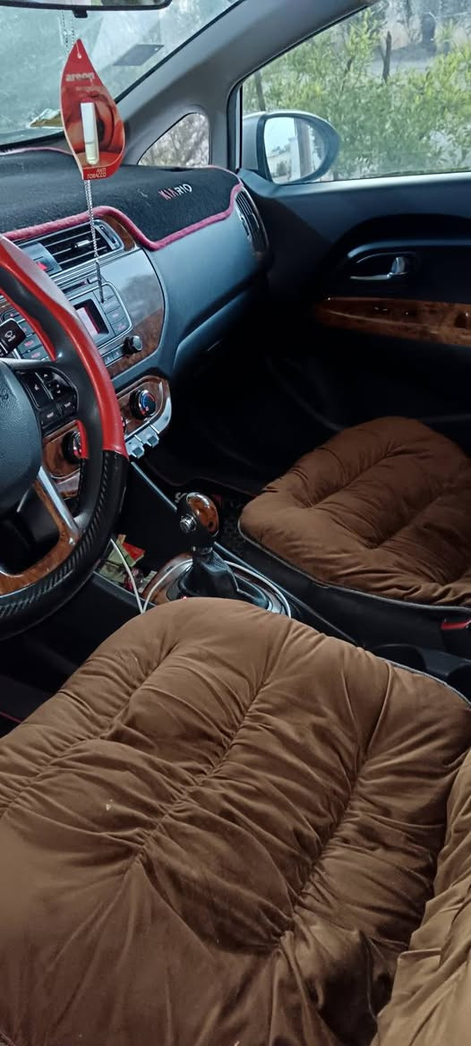 بيع ومراوس كيا ريو ٢٠١٦ امريكي حادثها الهلال الخلفي ونص الجاملغ الامامي ليبل واحد محرك ١٦٠٠ كير ومحرك وتبريد وحدادية مكفولات مكاني بغداد اليوسفيه السعر ٩٠
***********

***********
