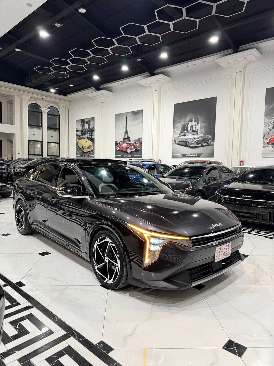 كيK4 وارد امريكي موديل 2025 محرك2.0دوش يعني مرغوب مواصفات GT فول شاشه جبيره كاميره خلفي شاشه بلكامل الكتروني بصمه شغال عن بعد بانوراما كشنات جلد كشنات كهربائي كشنات خزن كشنات جلد كشنات تتفيه🔥استيرن تتفيه🔥بريك بصمه موبايل 📱 
وايليس داخل لونين بلادي اشاير مريات رادار جانبيات رادار امامي حساس خلفي لايت ليد زينون ويل كروم تحكم استيرن تحديد سرعه تحديد مسار شفتات استيرن بعد هوايه مواصفات بيها سياره مكفوله من اي نواقص كله بشرط ضرر كلش خفيف فقط جملغ وراس بونيد بيها تعديل BDR يعني سياره بدون صبغ بدون تبديل بدون شخوط بدون بقسات بدون ارباك كله سليم بشرط سياره بجم رادار راديترات كله بلادي بشرط سياره ماشي ١٠٠٠ الف يعني زيرو مكان سياره إربيل شريكه ابو ظبي كارس 
سعر. 182$😳🔥سياره بدون رقم تترقم شمالي فقط 

*********** وتساب 
*********** و
