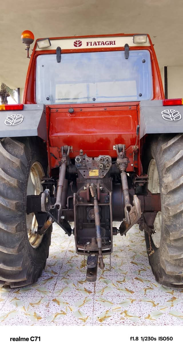 سلام عليكم ورحمة الله
مكينه 115 جديده ومحفوضه للبيع للاستفسار خاص 
السعر47 وبيها مجال
 ***********
 ***********
