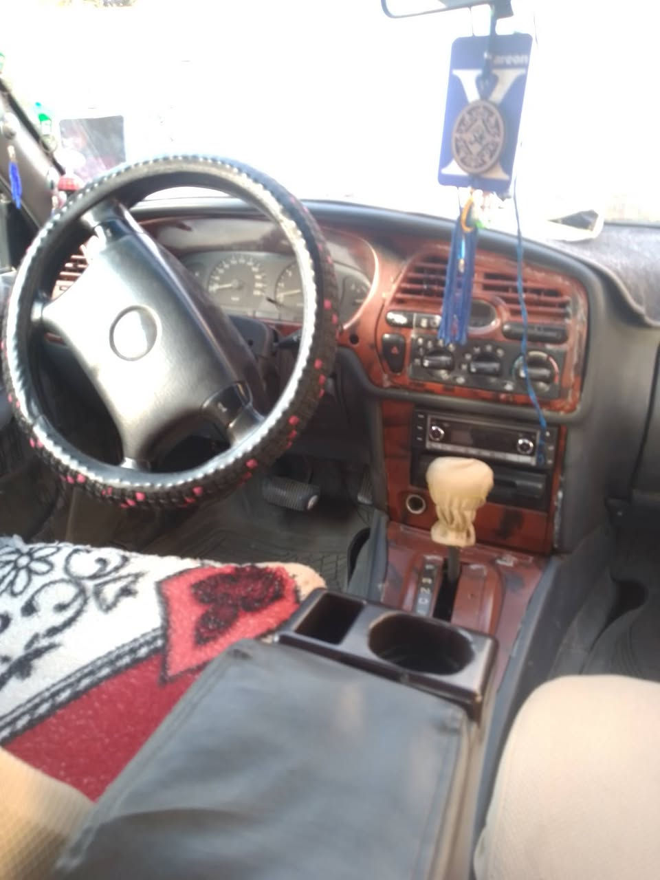 سياره برنس فراشه موديل 96
تبريد ومسجل مسجله باسمي تحويل مباشر
السعر 48 ورقه الستفسسار اتصل على هذا الرقم 
***********
