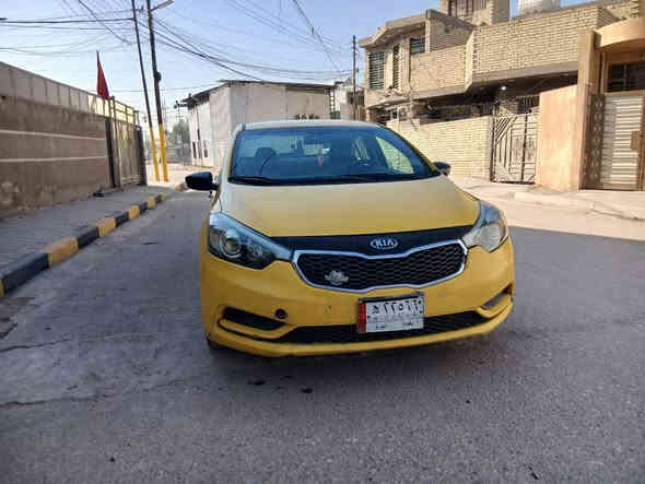سلام عليكم كيا فورتي 2016وارد امريكي بيها باب الخلف سائق فقط  سنويه جديده هزه جديده  أمريكي   بدون دواخل بجم كبس حوض كبس مكفولات كفاله الغود شواصي حوض تكم مكفولات  الفحصص
رقم بغداد  دولي 
محرك1800دوش مرغوب مكفول من تنقيص وتبخير صدر امامي و الخلفي جديد
تخم تاير جديد و تبريد شغال ثلج ثلج 
نص فول مواصفات معروفه 
العنوان بغداد السعر(110بية مجال الشراي رقم هاتف لاتصال‏‏***********
