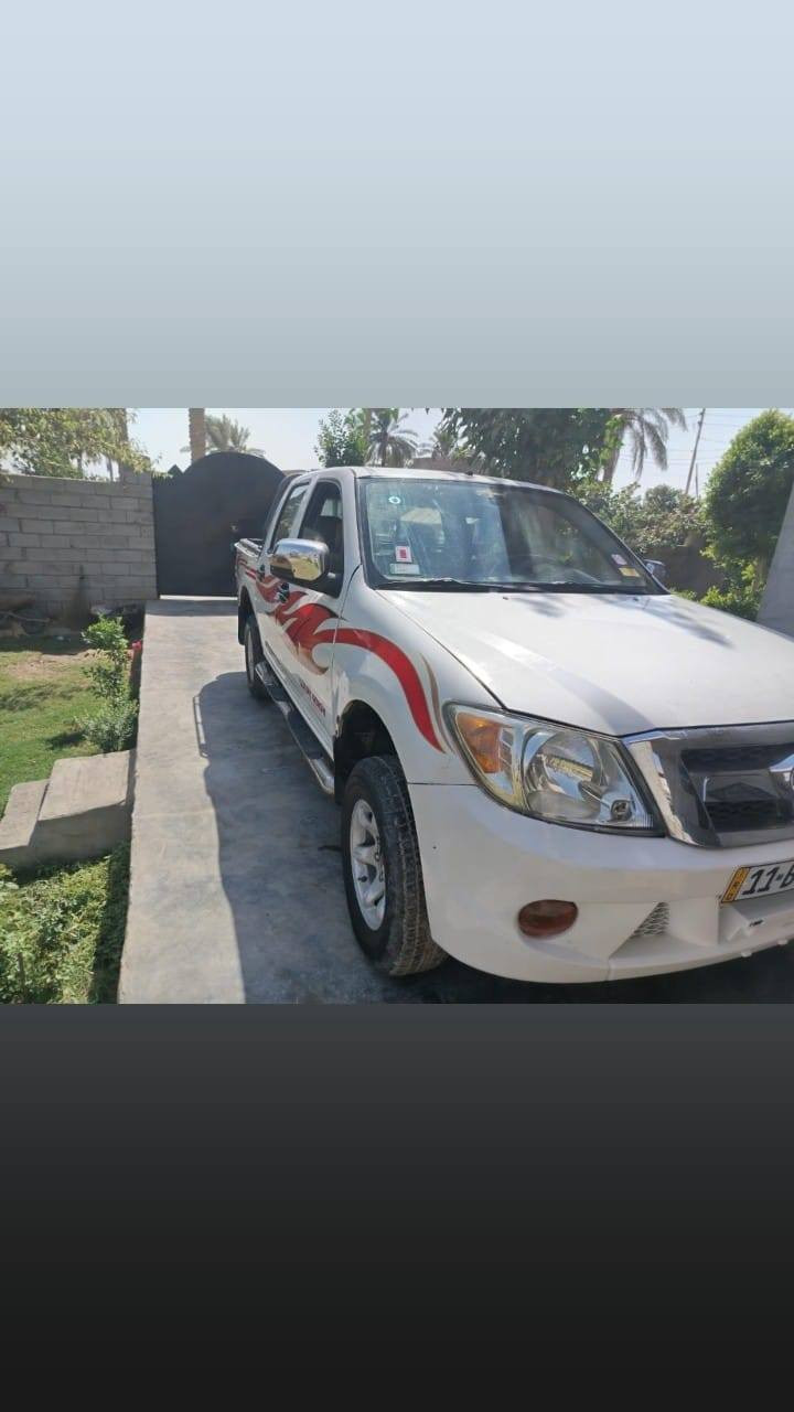 السلام عليكم سياره كنو موديل ١٣ رقم بغداد سياره جاهزه تخم تاير وتبريد وتدفئه شغال وخير من الله السعر ٦٨ وبيه مجال مكانها بغداد الراشديه مكلف بل نشر *********** ابو حسين
