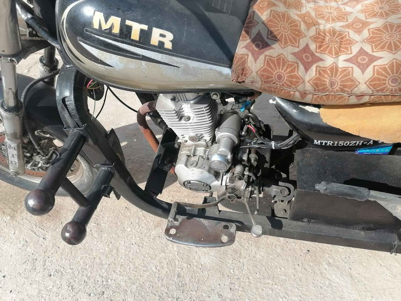 السلام عليكم للبيع موديل 2014 1.950.000وبيها مجال بسيط بأسمي ومداور نفس اليوم اتصل او واتساب ***********
