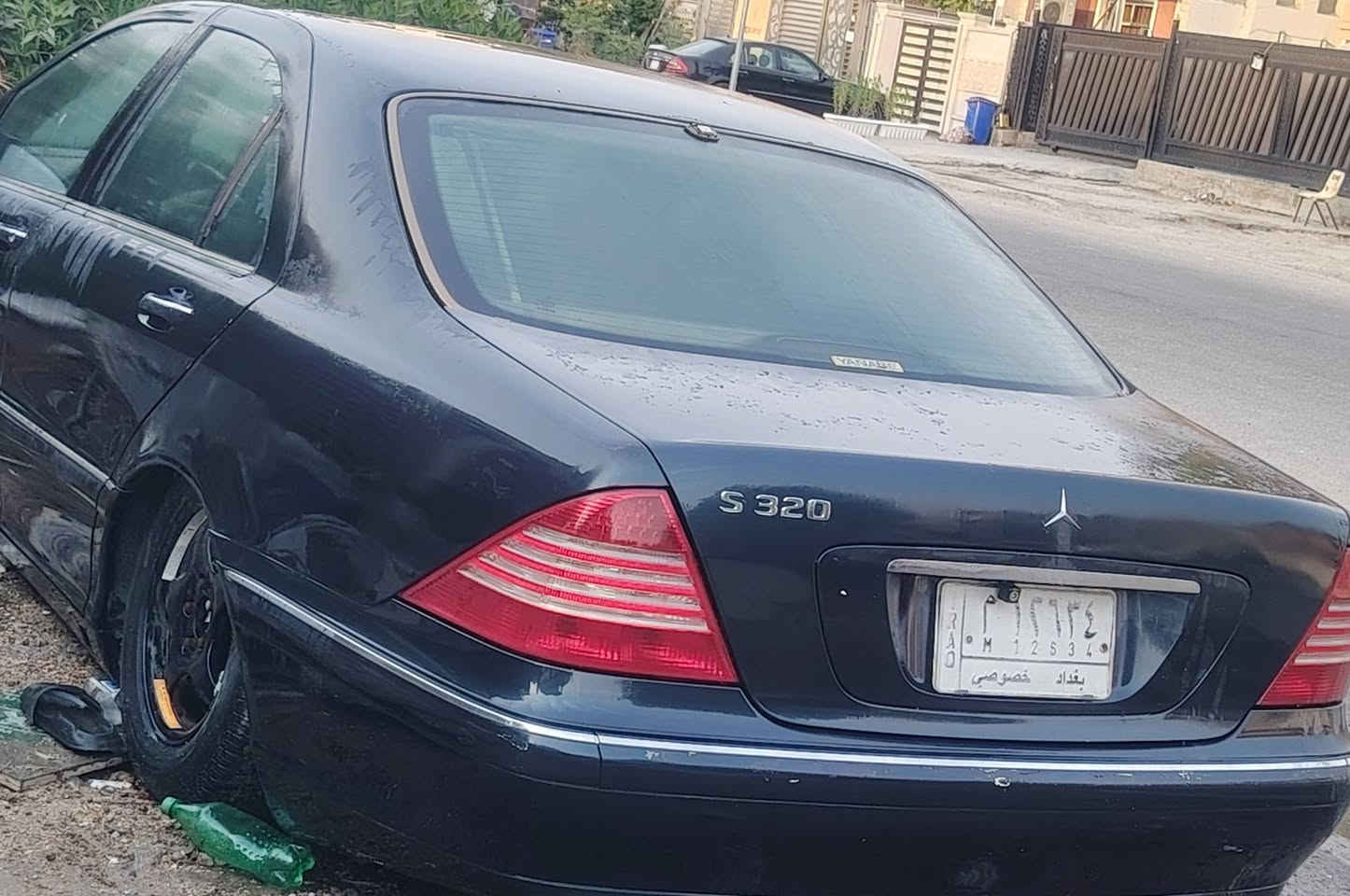 سلام عليكم عندي مارسيدس غواصه معلايه مسجله ٢٠١٣ بالسنويه وارد يابان السياره متروكه صار سنه وهسه عرضتها للبيع اللون نيلي السياره مابيها اي صبغ هذا الرقم بي واتساب *********** بغداد الشعب  عرضتها لان ضايفت ع فلوس سعرها ٦٥ وبيها مجال
