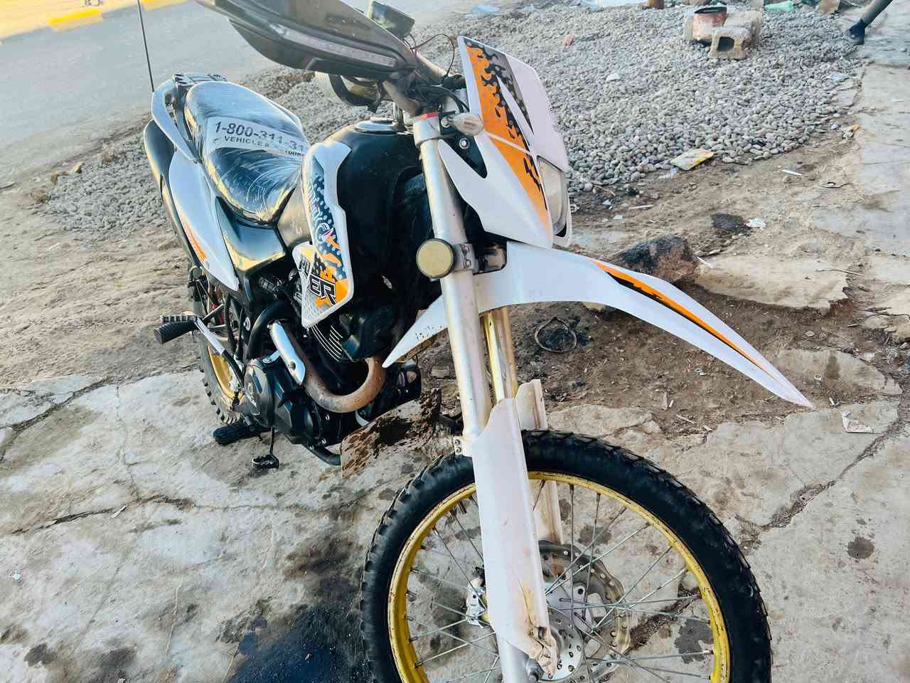 سلام عليكم قفاز كويار موديل 2020بعد شركه محرك ما مفتوح
تواير جدد وياله جدد كهربايات كله شقاله 
العنوان الشرقاط الاساحل الايسر قريه سديره سفلى 
رقم الهاتف ***********خابر وتدلل السعر 800وبي مجال
