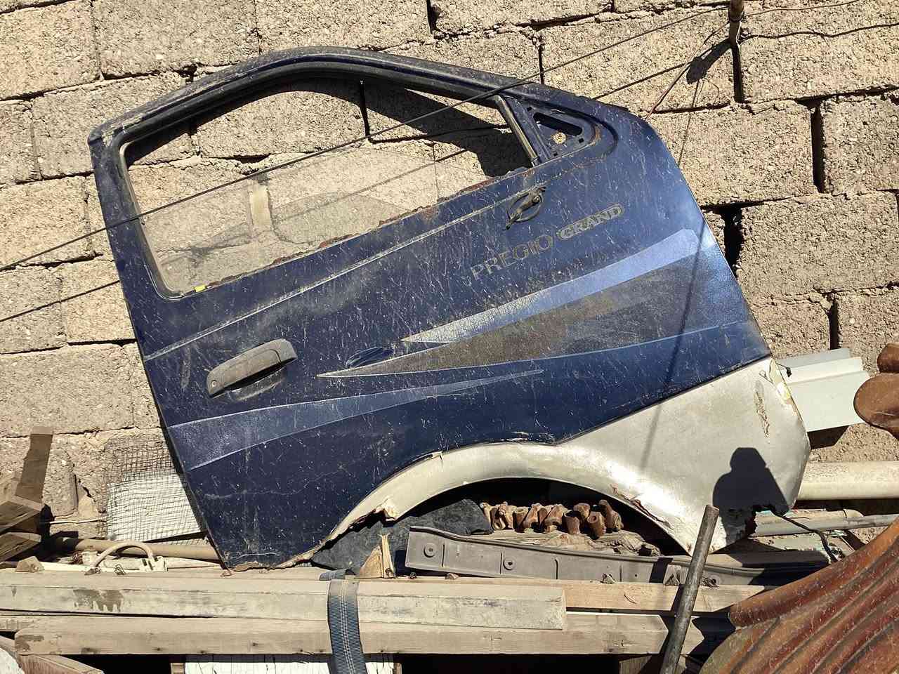 سلام عليكم باب ابريجو هوه والبطانه السعر ٧٠ بي مجال //تايرات ٣ زينات واحد بي ركعه صفح حجم ١٥ السعر ٦٠ مكاني بغداد مدينه الصدر //الرقم ***********
