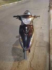 دراجه ماكس عدله البيع سعر خاص تفاصيل نتصل عله ارقم 07718412279