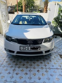 سيراتو ٢٠١١ • محرك ١٦٠٠ • كفالة عامة