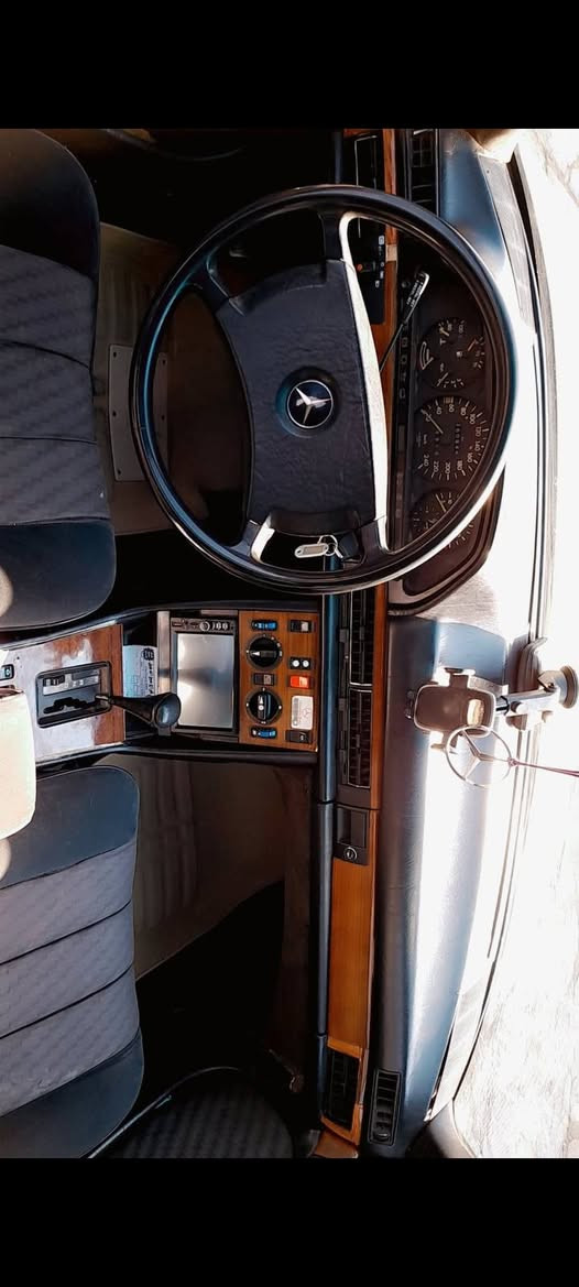 سلام عليكم مارسيدس للبيع موديل 1989 بغداد وارد ياباني سياره كامله نقص تبريد السعر 67 رقم الهاتف *********** وتساب ***********الاثير اتصال فقط لايوجد وتساب اي استفسار ارجو الاتصال
