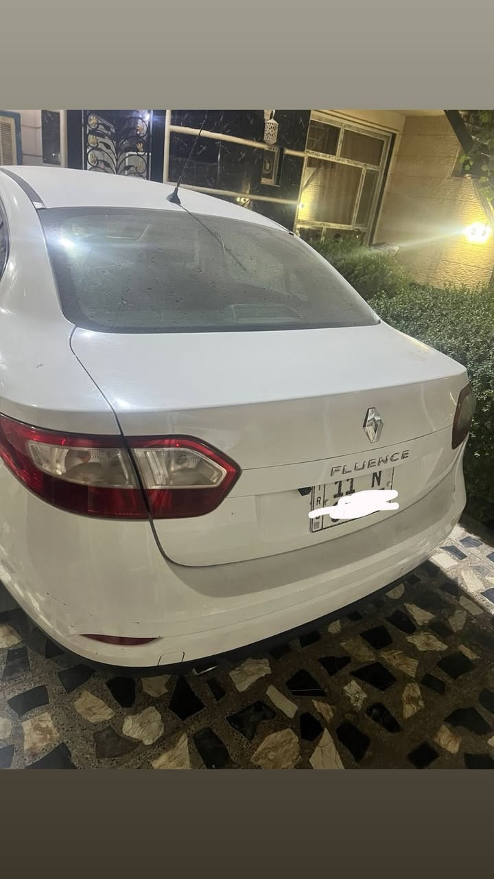 سلام عليكم رينو فلاونس 2012
بيهه فقط باب خلفي وجاملغ باقي السياره كفاله 
رقم بغداد الجديد 
شرط التحويل 
مكاني بغداد الكرخ (حي الخضراء) 
السعر 62 وبيهه مجال للشراي ويشلع عيوني 
***********
