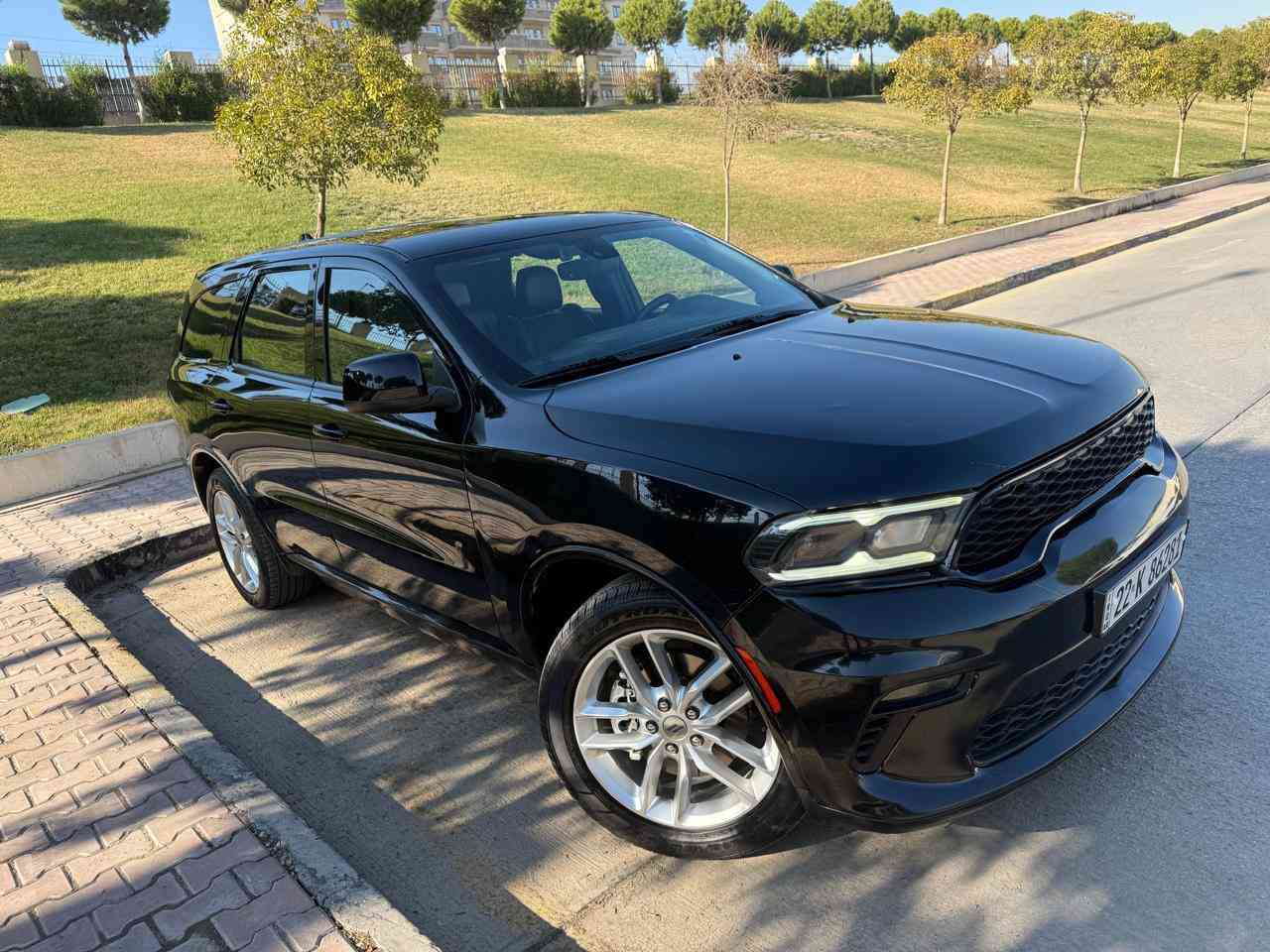 دوج دورنكو 2021
مواصفات Gt
فول مواصفات عدا البانوراما
سياره جديده 
تخم تاير جديد
صبغ فقط جاملغ السائق
كل صورها واضحه
وبيها سونار
ايرباك سستم
السعر مناسب حيل 260$ ومجال
((رحم الله رجلا سمحا اذا باع واشترى))￼
صلوا على رسول الله واله وصحبه وسلم
مكان السياره سليمانيه
￼***********
اخوان اني مكلف بالنشر للاستفسار تواصل مع صاحب السياره
