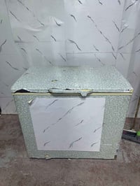 مجمده للبيع التجميد مالته يخبل السعر 150 قفل  07702406169