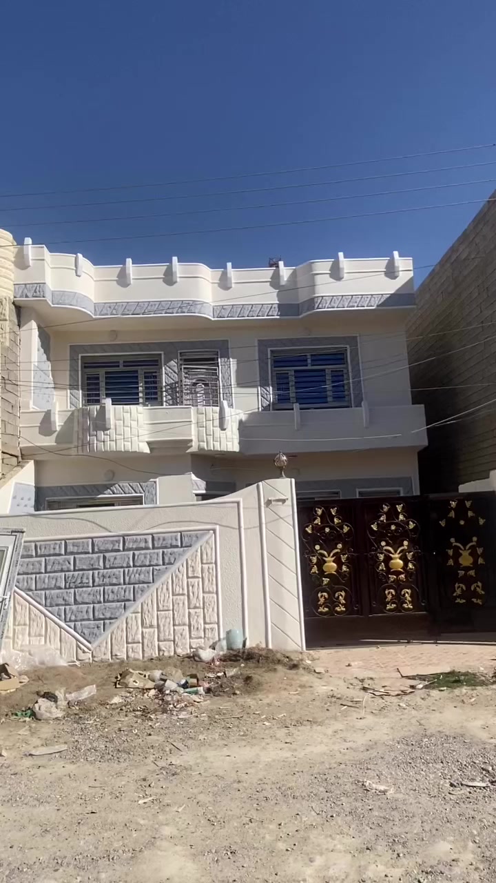 بيت للبيع المساحه 200 م الواجه 10 نزال 20 في منطقة 300 بظهر شارع 60 الاستفسار الاتصال *********** او مراجعه مكتب الرزاق الديوم بداية شارع 60 عمارة حجي ناطق
