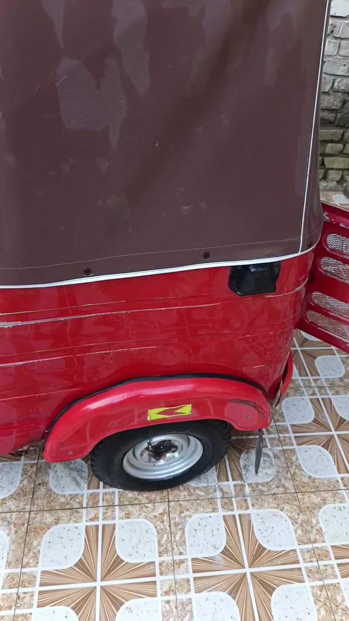 ١٨موديل بغداد جسر دياله قديم *********** شويه كسن بي صوت كلش قليل سعر ٥٢٠٠ وبيه مجال محرك مجفت صار شهر
