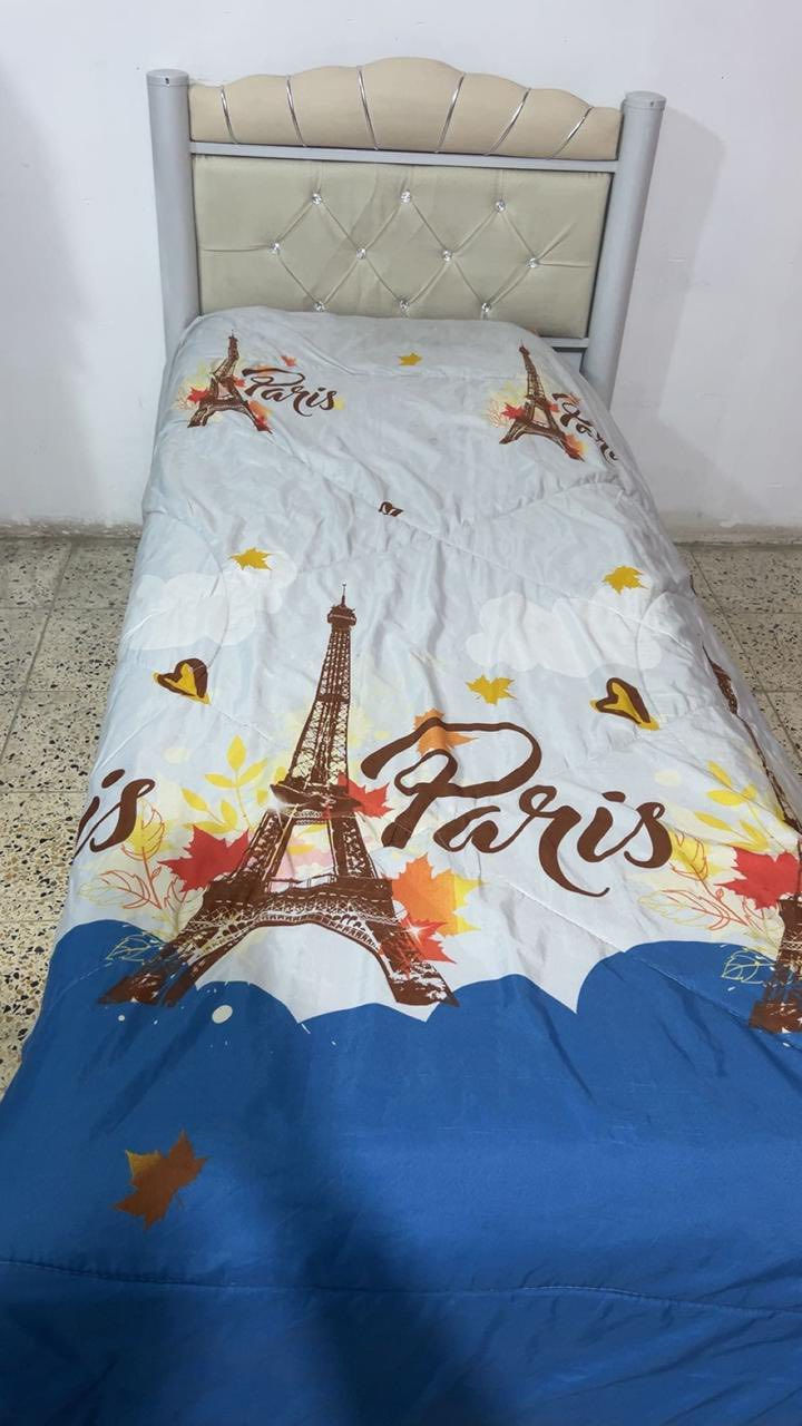 ميز تواليت والكنتور مستعملات بس اخو الجديد يعني مصارلهم هواي عندي + ميز تواليت نضيف بس يرادله قفل لباب اسوله وهاهيه والكنتور صاج اصلي  
الاسعار:
ميز تواليت :125 الف 
الكنتور: 125 الف
الجرباية : 75 الف 
والاسعار بيهن مجال


**إذا كنت صاحب هذا الإعلان وتريد حذفه لأي سبب، رجاءا أرسل رسالة إلى الدعم الفني**