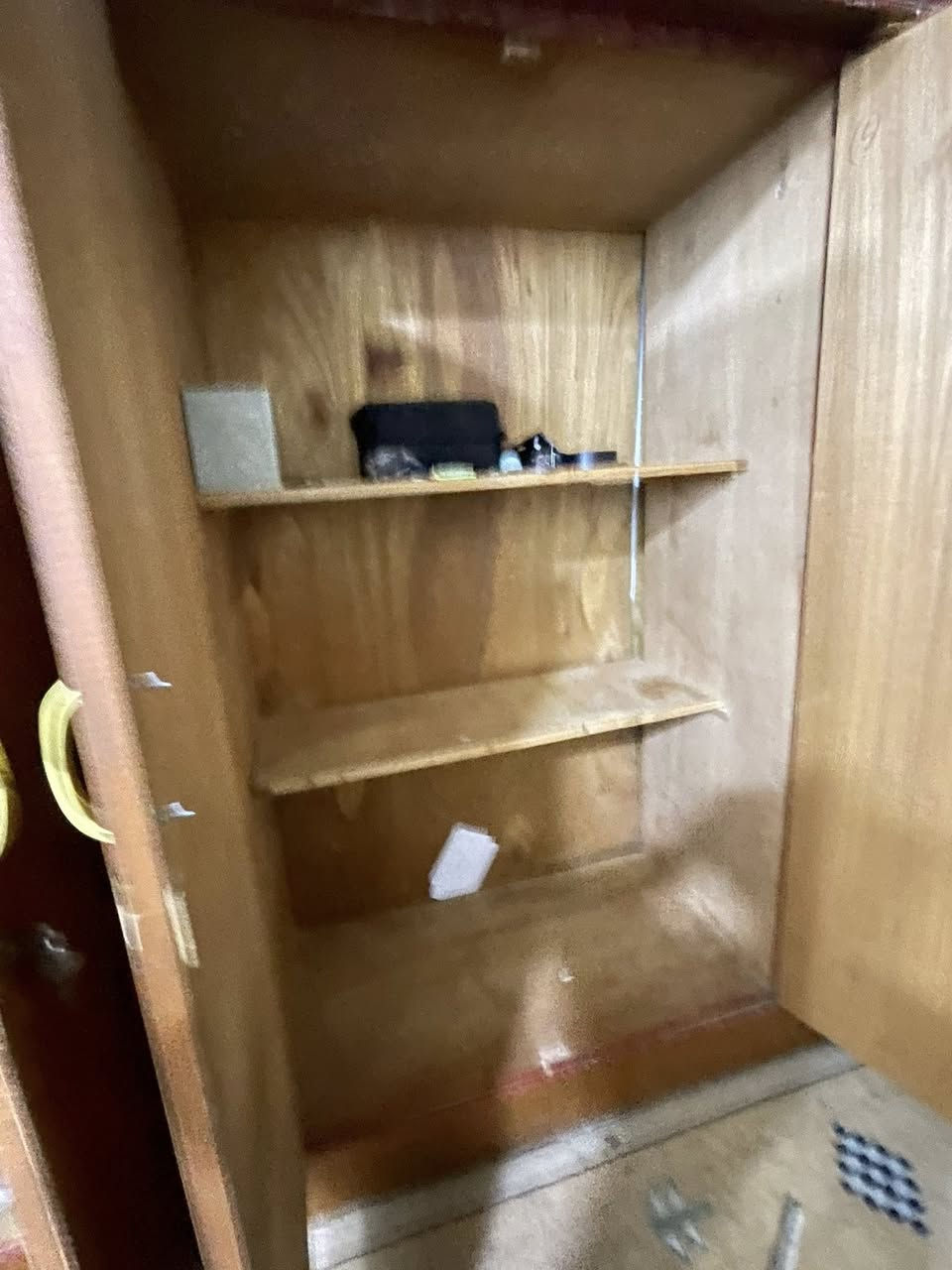 للبيع
بغداد شهداء سيدية 
وجرباية ام نفر بس ممصورها
***********
