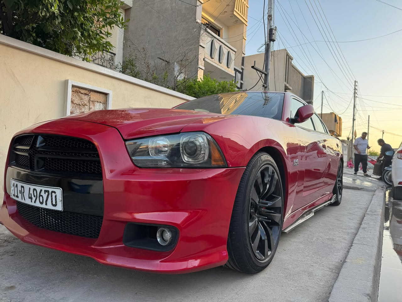 السلام عليكم 
جارجر srt 2013 بيع فقط بدون مراوس ؟بيع فقط
فول مواصفات للرادر بس الرادار مشيول 
بيهة طابوكة ارتي كورات وثلاجة وكام شفت اس ارتي 
فتحة 
نقطة عمياء 
سكليتر كهرباء 
كشنات خزن كشنات تدفئة تبريد 
كلاصات تدفئة تبريد
سقف روز رايز
كزوز بوابات ام ريموت 
داون بايب 
فيت بم ول برو
عليهة شوتة رياضية 
لايت اوركال متغير ومنضومة زنون اصلية 
برمجة مصطفى ايكل
حادث جاملغ وبنيد وشادهن اصليات وبيهة بارد قليل
للاستفسار واتساب ‭+964 771 718 9174‬
لسعر 145


**إذا كنت صاحب هذا الإعلان وتريد حذفه لأي سبب، رجاءا أرسل رسالة إلى الدعم الفني**