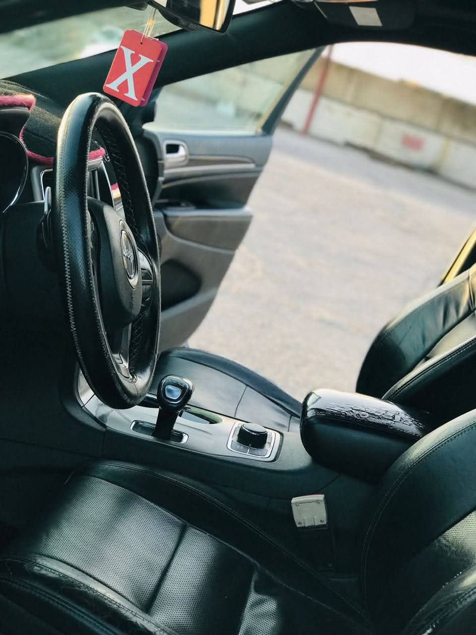 جيب لمتدد فول مواصفات موديل 14 بأسمي بغداد 3 قطع تبديل بأمريكا بلادي و 1 قطعه صبغ بالعراق... سيارة مال جناي أعلى مواصفات ١٩٠ وبيه مجال الجيب1/1.... *********** ***********
