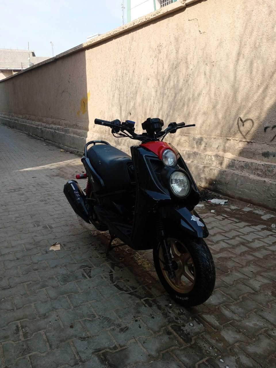 سكنس جبلي 2015 (نوزل ) .دراجه مكينه 58 بلاديه .تشك الكاع شك كهربائيات شغاله كلها تايرات جدد نگره سلف بريكات شغاله بل مكان ..الله شاهد دراجه مال بيت بيها  تزويد . دهن ((موتل )) السعر 850 بيها مجال بسيط مكاني البصرة كرمه علي رقمي ***********
