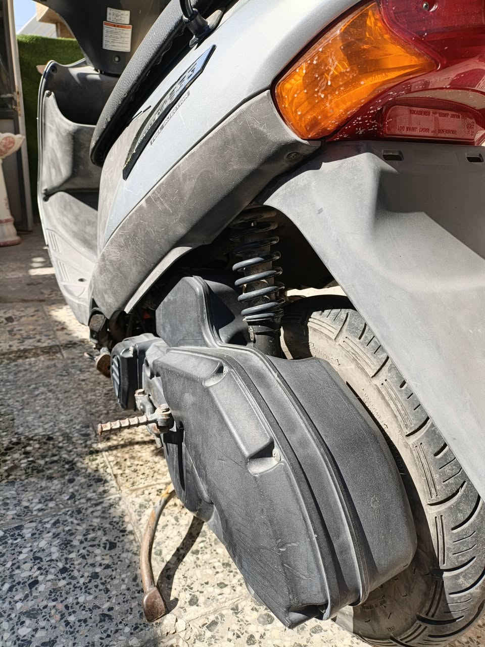 ادرس ياباني 120
ادرس ياباني قديم نوزل شباب الدراجه شوفت عينك حلوه ونظيفه فقط يحتاجلها سلف تشتغل هندر نكره كهربائيات شغاله 
عارضها 275
الدوره ***********
