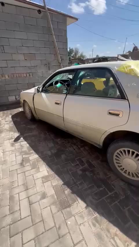 السلام وعليكم اللبيع سياره راس الثور سابقن مكفوله ابيع على حالته مكينه بل الكارتون رقم بصره الدولي سنويه مجدد بسمي مكان البصره رجان انه مكلف بل النشر رقم صاحب السياره 
***********
