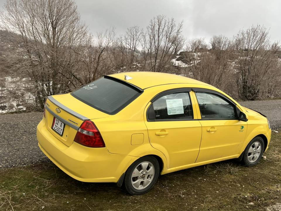 سلام عليكم افيو للبيع موديل 2008 بسمي محرك دبل كم شفت ماناقصه شي سيارة احلى من الصور الاتصال ***********/***********
