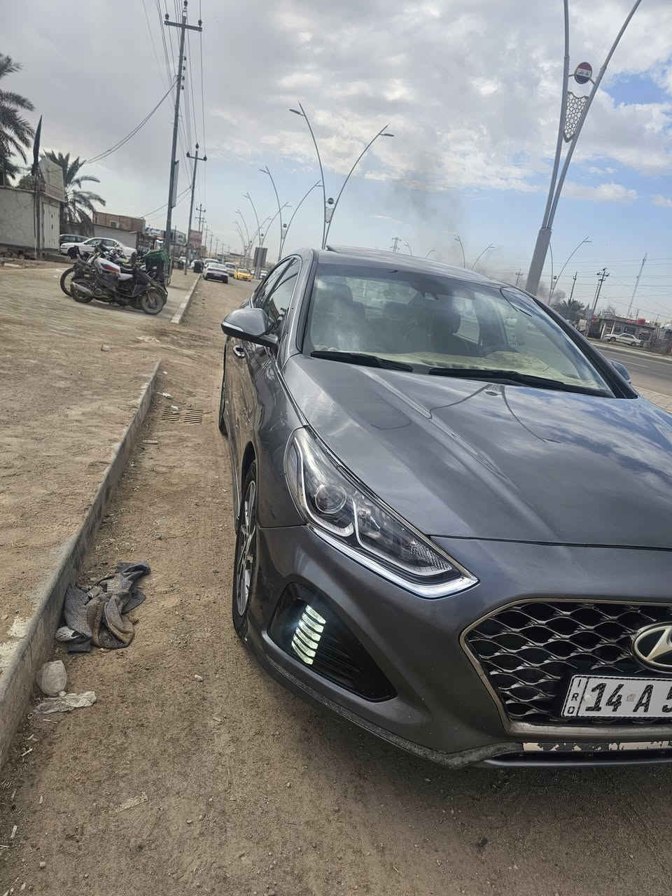 سوناتا ١٨ امريكي رقم بصره جديد حادثها بنيد  مصلح نفسه فول الاخير ٤بصمات دبل كزوز كشن حضن ..الخ محرك ٢٤٠٠سبورت سعر ١٣٥ وخادم ***********
