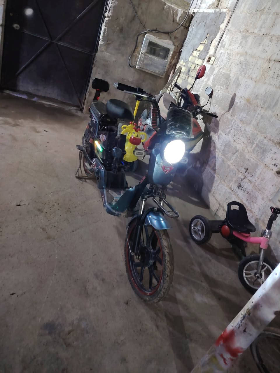 السلام عليكم شباب ماطور للبيع اج اي اس موديل ٢٠٢٤ بطاريات فول
اي نقص ما بي بس شاحنه
العنوان ابو غريب قرب مستشفى ابو غريب
الاستفسار ***********
السعر ٢٨٠ بيها مجال
