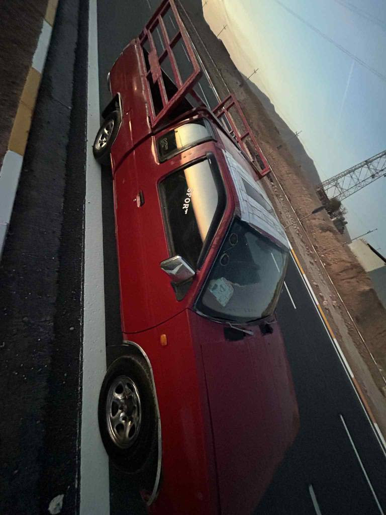 پیکاب تاک ئاڕم بەشەرتی ئەوەلیات 
گێڕ و مەکینە و اکسل بەشەرت کارەبای و فڵچە و لایت و گشت گیانی ئیش دەکـا
سعری 14گەڵا شوێن کوێە
ژمارە مۆبایل *********** كويسينجاك, أربيل
