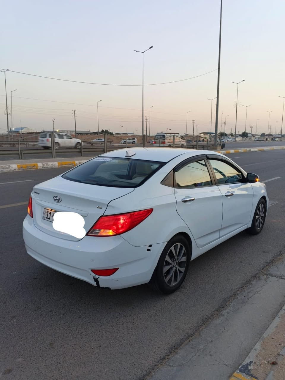 اكسنت مضلع 2015
خليجي دوش 1600
دبل قطرة 
ويل كب 5تايرات 
اشاير بلمري
فتحة سقف 
حداديه جديدة 
دبلات جدد 
باتري جدد
تخم تايرات جدد
بية چاملغ أمامي مبدل اصلي 
وجاملغ خلفي نص حار وي الكنر 
ب110وبيه مجال
مكان السيارة كربلاء(***********)
