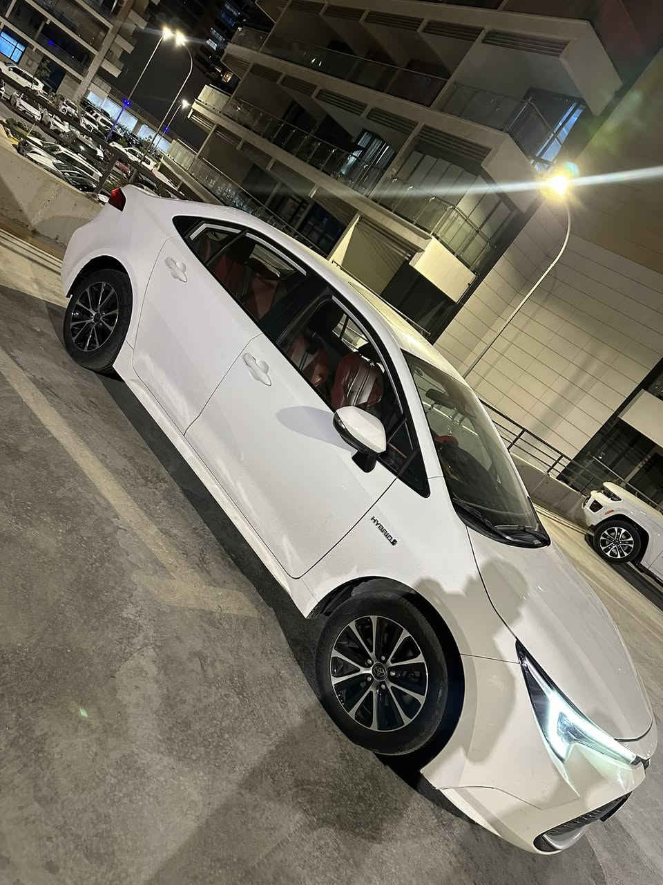 كورلا هايبرد 2023 علامة زركة
رقم بغداد مرتب باسمي 
ماشية 50 الف داخل جلد احمر
بيها فقط بارد بالجاملغ الامامي 
و بقه الشخط موضح بالصور مكحلته 
ودعامية الاماميه بيها ملاحظات هم موضح بالصور
مكان السيارة كرادة السعر 135 قفل اعتذر عن العملة 
متعجبك تحصل اغاتها وربي يوفقك ويرزقك الأحسن 
تواصل خاص ♥️


**إذا كنت صاحب هذا الإعلان وتريد حذفه لأي سبب، رجاءا أرسل رسالة إلى الدعم الفني**