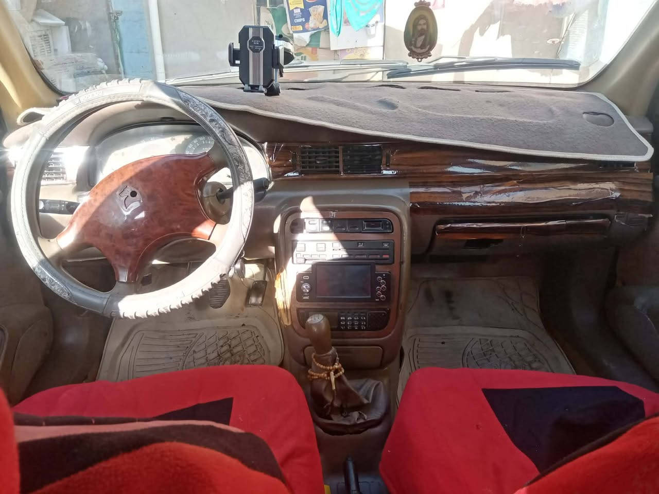 سمند 11للبيع نضيفه فول فقط كير بيه صوت شرط تحويل


**إذا كنت صاحب هذا الإعلان وتريد حذفه لأي سبب، رجاءا أرسل رسالة إلى الدعم الفني**