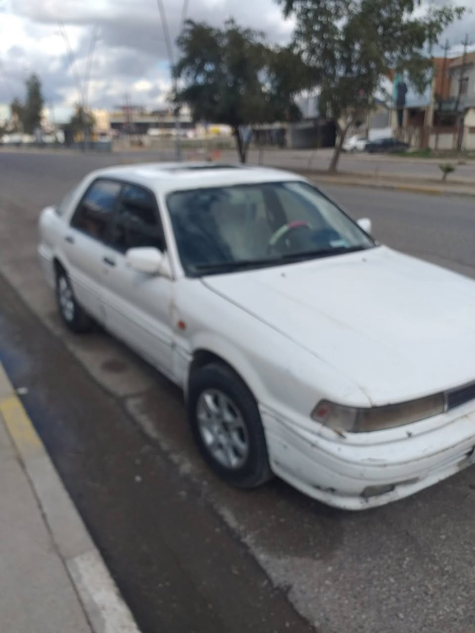 متاح      سياره مستبوشي كلند ٩١ بسمي  نضيفه ***********
