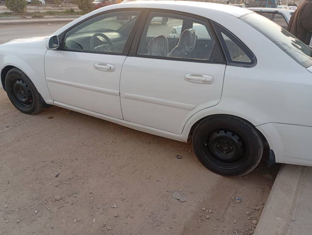 اوبترا جاهزه للاخير مكينه كير حداديه تبريدثلج. 
رقم انكليــــــــزي ذي قــار. 
بيه صبغ وضربه بالخلف ماعبره ابيع مصبوغه احزام. 
سعــــــــــرها٦٢$$. 
مكانها ناصريه. 
***********
