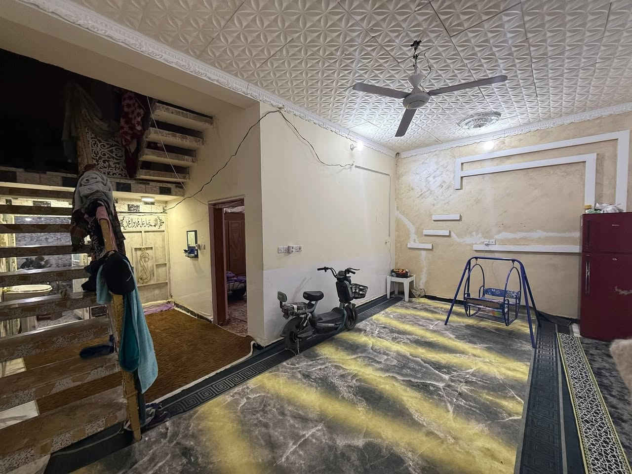 دار سكن للبيع 

العنوان / حي اور الاولى خلف السايدين الموحيه 

المساحه / 150 م 

تفاصيل البناء/ طابق عكاده جديد 

ط١/ صاله استقبال غرفه مطبخ صحيات خارجيه وداخليه 

ارضيه مرمر 

للمزيد من المعلومات يمكنكم التواصل معنا على الرقم التالي 

***********

***********
