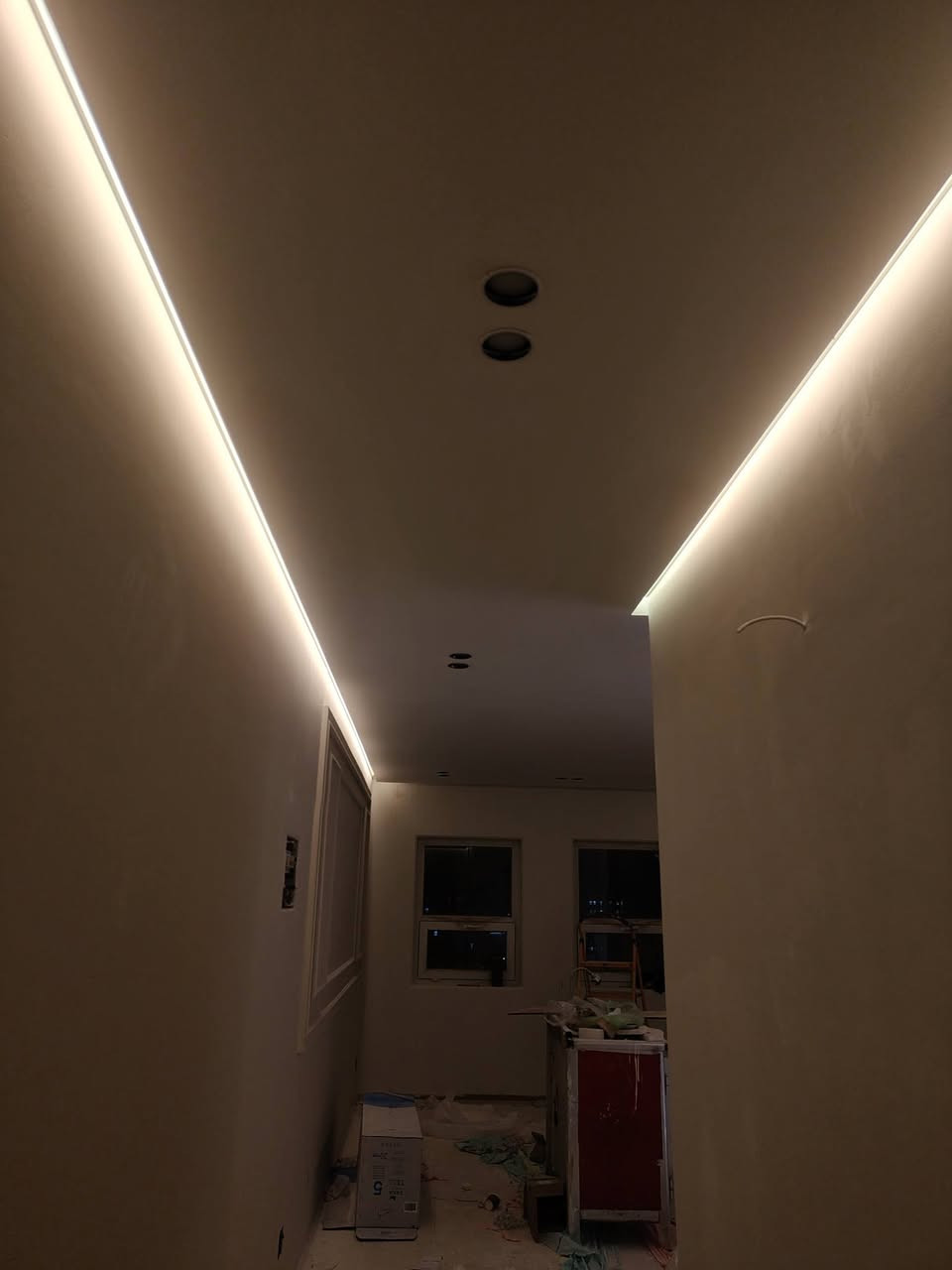 المصمم حسن 
اخليك بعيوني بس اهم شي تحترم شغلي 
شغل درجة اولى تريد اعرف 🔥
اسعاري هاي و شغل بي ضمان و يرضي الله ❤️🌹🔥
اسعاري هاي حق التعب و العمل حبايبا رجاءا لحد يعلق ميعجبك براحتك 😇
اني رجل اريد اعيش بكرامة و اشتغل شغل يسوي براسي خير 
مو الزم شغل  و جني طالع يومية 🌹😇🌹
‎ 
‎الديكورات و الاصباغ
‎متر بوكس 50 شامل صبغ جوتن او فاوري  و إنارة  
‎متر ركم (فلات)  60الف شامل صبغ جوتن او فاوري  
بدون انارة فقط تثقيب 
‎
‎ ديكور سقف كورنيش إنارة 
‎المتر ب ٢٠الف 
‎شامل الإنارة و صبغ جوتن 
‎
‎سد جوينات شقة بالكامل 800 الف 
‎
‎ 
‎ديكورات بكل انواعها بديل خشب بديل رخام بديل صخر 
‎ورق جدران و احجار و زجاج و كل انواع ديكور اصبغ شقتك باحسن اصباغ و كادر مميز 
‎الصبغ 
‎صبغ كامل للشقق (جوتن و فاوري)
‎100متر 850الف
‎120متر 950الف
‎140متر 1100الف
‎صبغ مرجان
‎100متر700الف
‎120متر 800الف
‎140متر 900الف
‎
‎للاستفسار
‎***********
‎***********
‎
