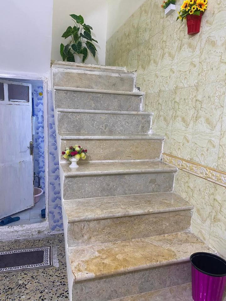 سلام عليكم للبيع بيت 100متر  🏠 في السده الجديده قرب ساحه زمن طابق ونص طابو صرف بيت نضيف للستفسار 

‭ ٠٧٧١ ٧٩٢ ٥٧٩٤‬
